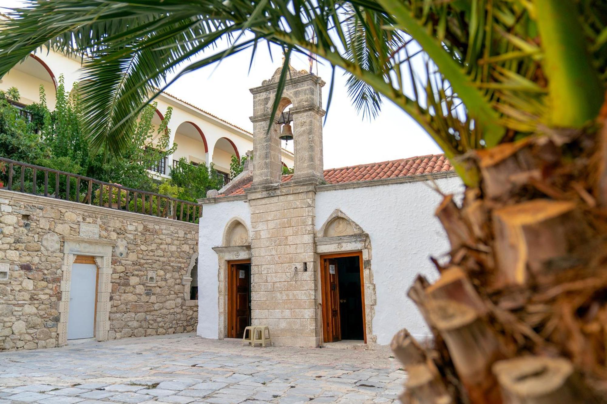 Asmani Apartamento Kato Asites Exterior foto